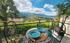 Suite Apartment With A View And Free Parking